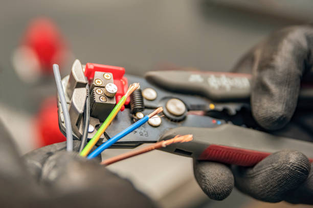 Best 24-Hour Electrician  in Stinnett, TX